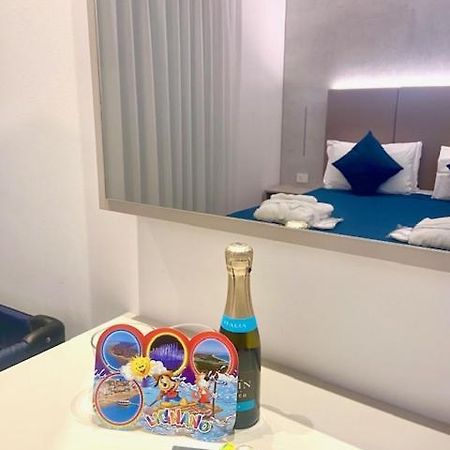 西米兰酒店 利尼亚诺萨比亚多罗 外观 照片